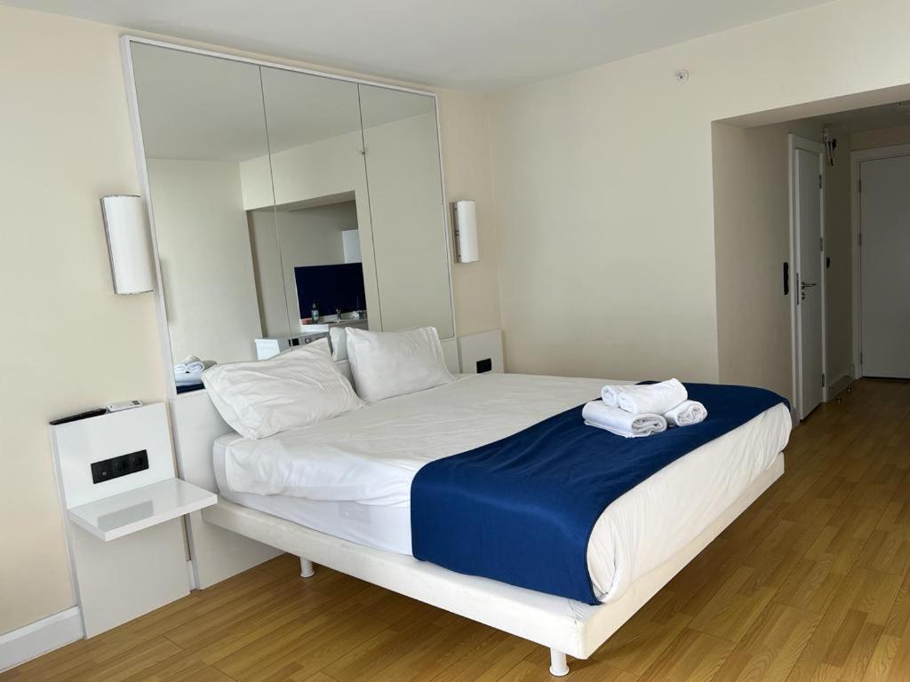 Orbi City In Batumi Ngoại thất bức ảnh